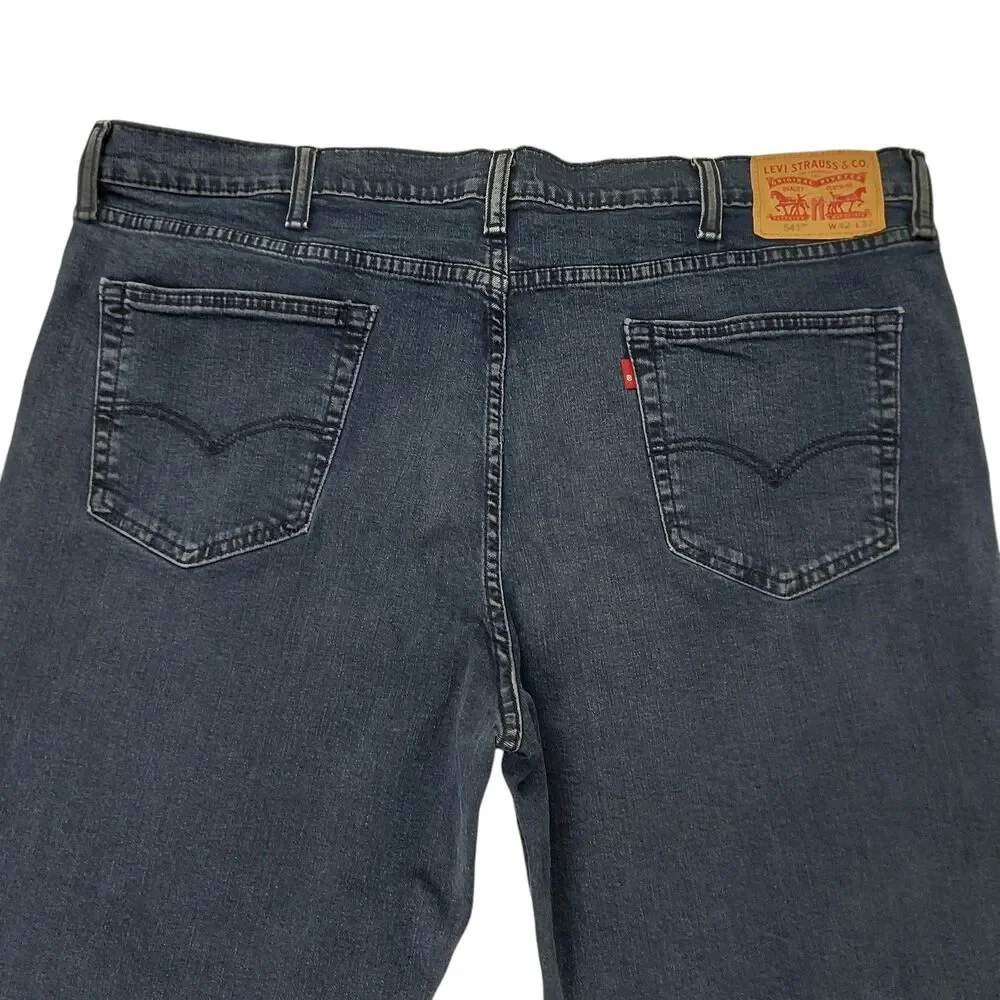 Levi's 541 Jeans Mens 42x31 Blue Straight Leg Stretch Work Comfort Durable Denim